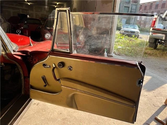 1966 Mercedes-Benz 300 SE Cabriolet RHD