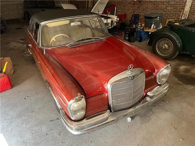 1966 Mercedes-Benz 300 SE Cabriolet RHD