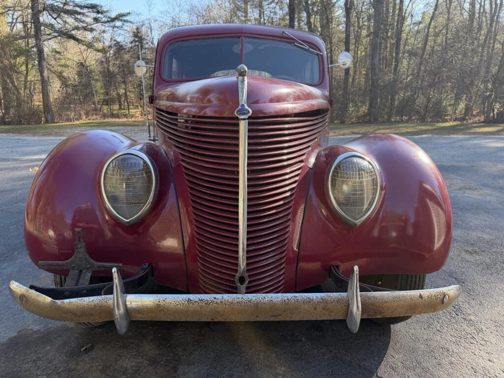 1938 Ford 81a Standard