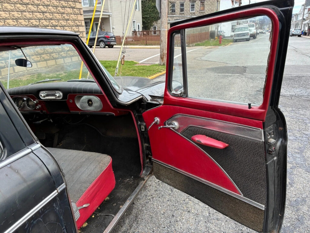 1960 Studebaker Lark