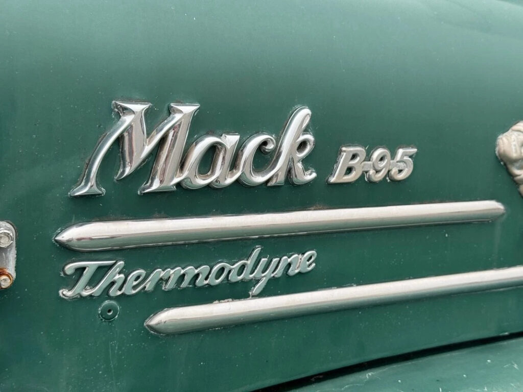 1962 Mack Camper