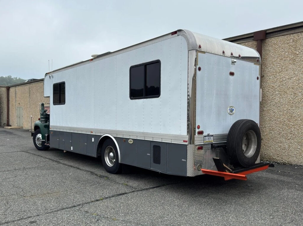 1962 Mack Camper