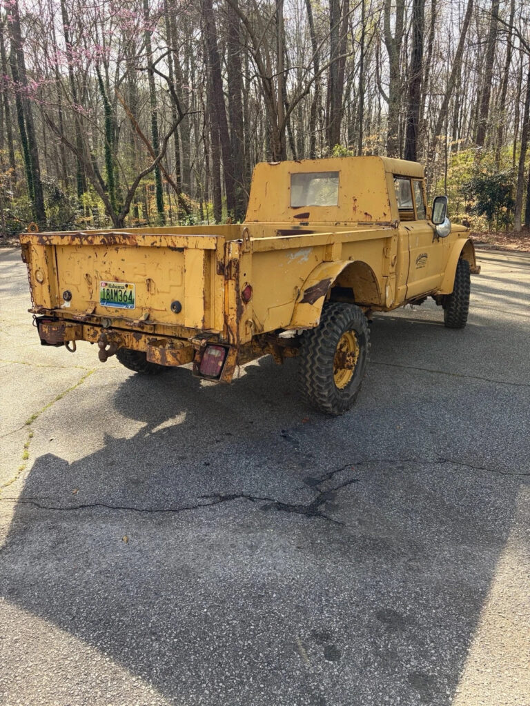1966 Jeep 2500
