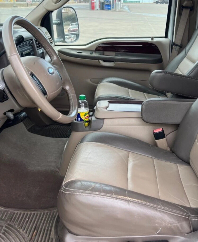 2004 Ford Excursion Eddie Bauer