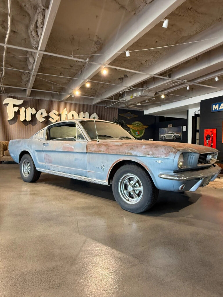 1966 Ford Mustang 2+2 Fastback