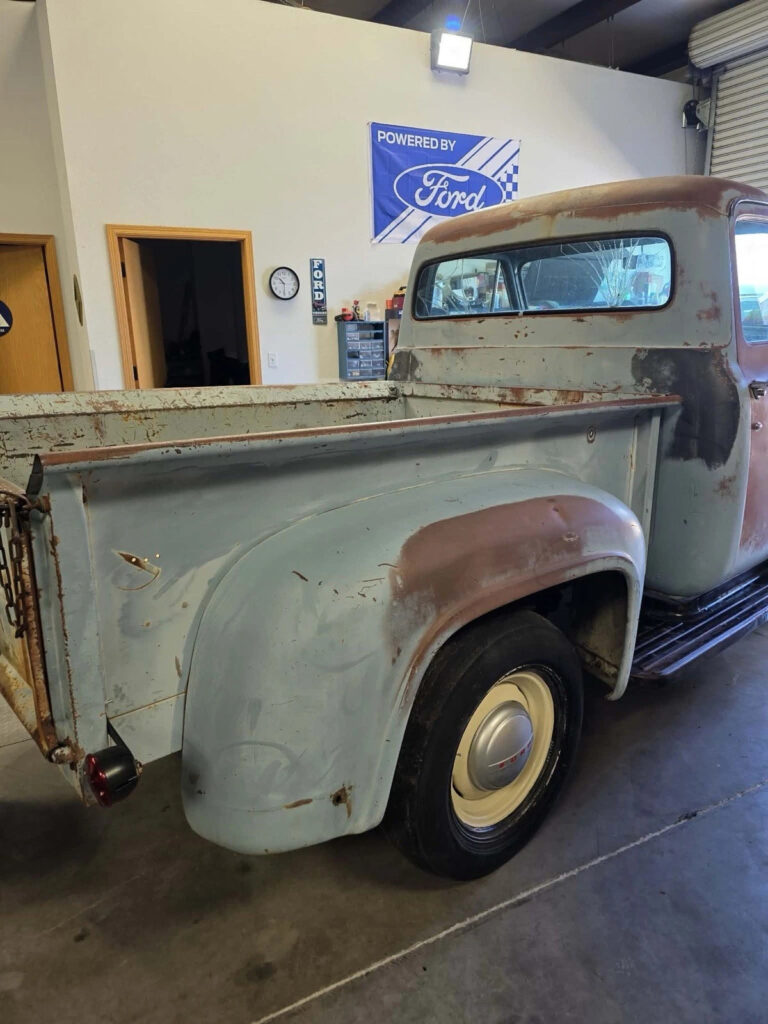 1954 Ford F-100