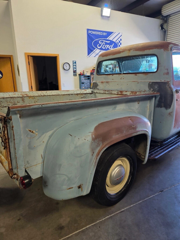 1954 Ford F-100