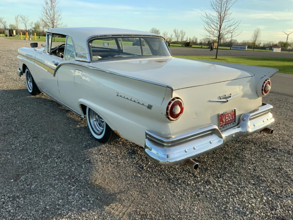 1957 Ford Fairlane Skyliner