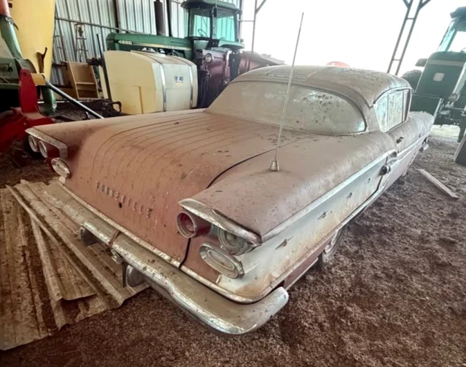1958 Pontiac Bonneville Tri Power Number Matching 2 dr Hardtop