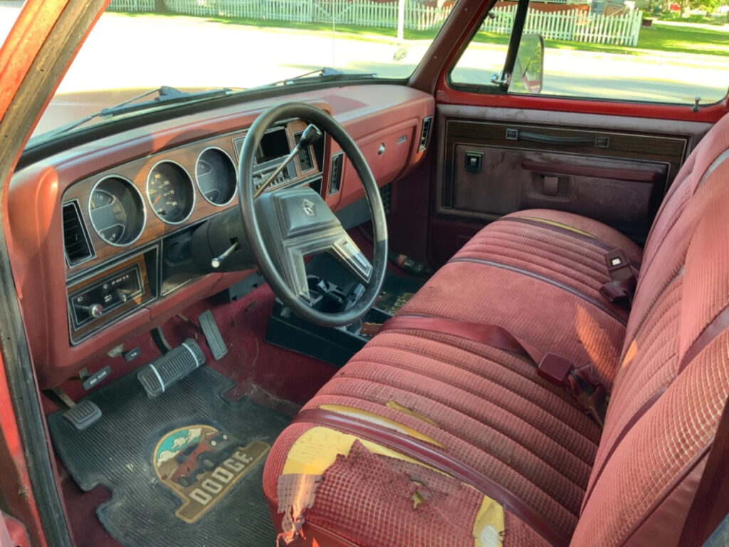 1986 Dodge Ram 1500 W100