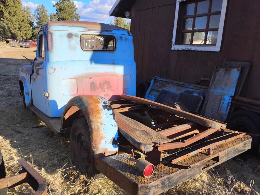 1952 Dodge B-3