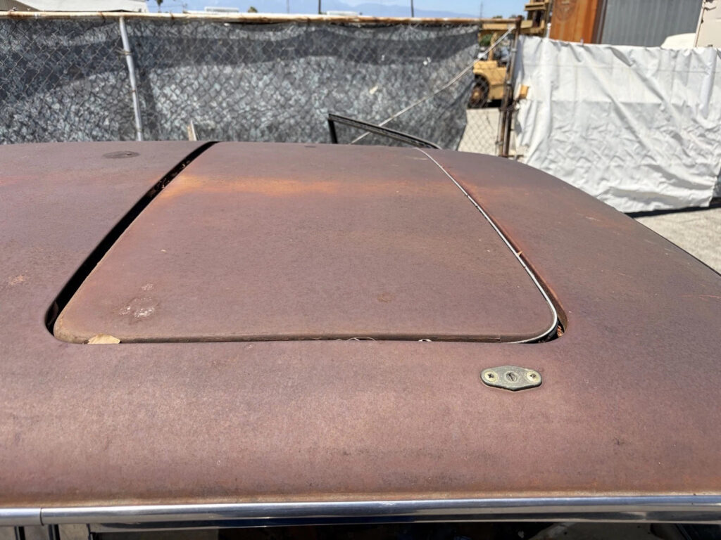 1966 Peugout 404 Deluxe