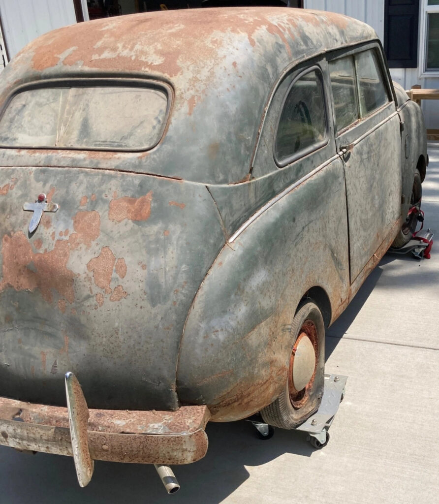 1947 Crosley Sedan