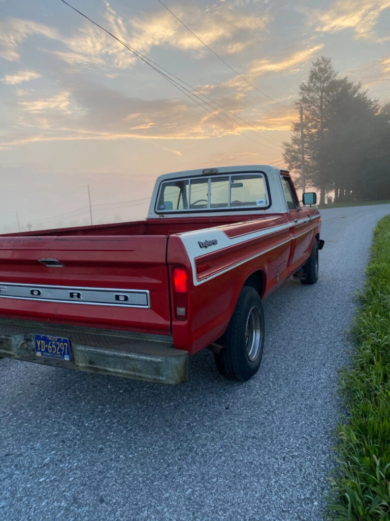 1977 Ford F-250 Custom / Explorer