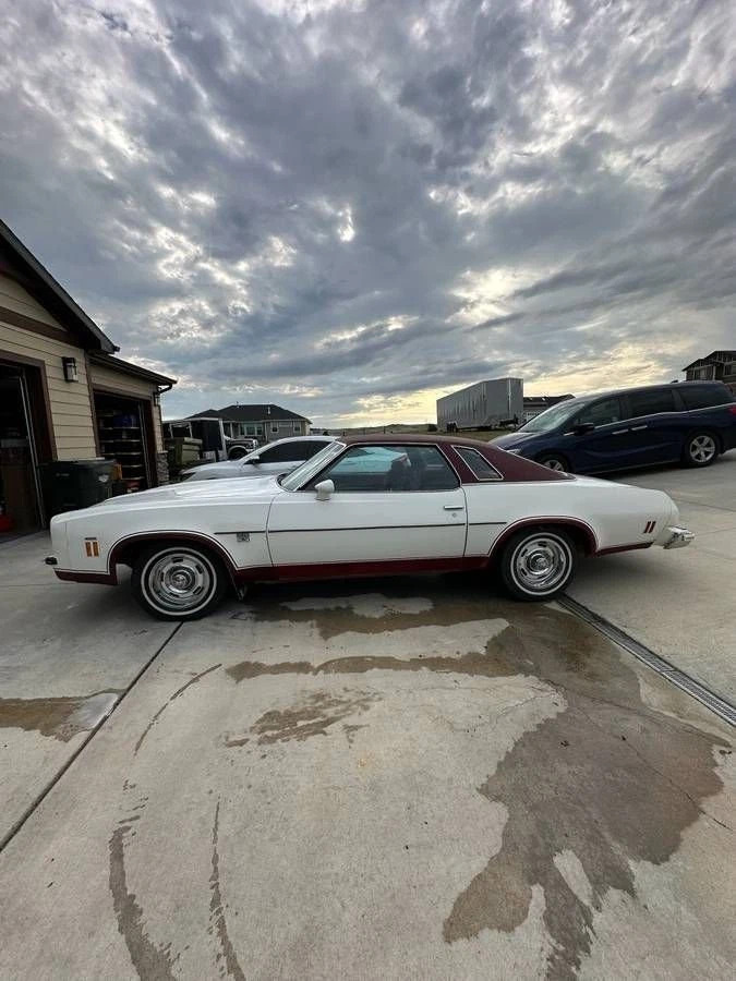 1974 Chevrolet Chevelle Laguna S3 A/C, Burgundy Vinyl Roof