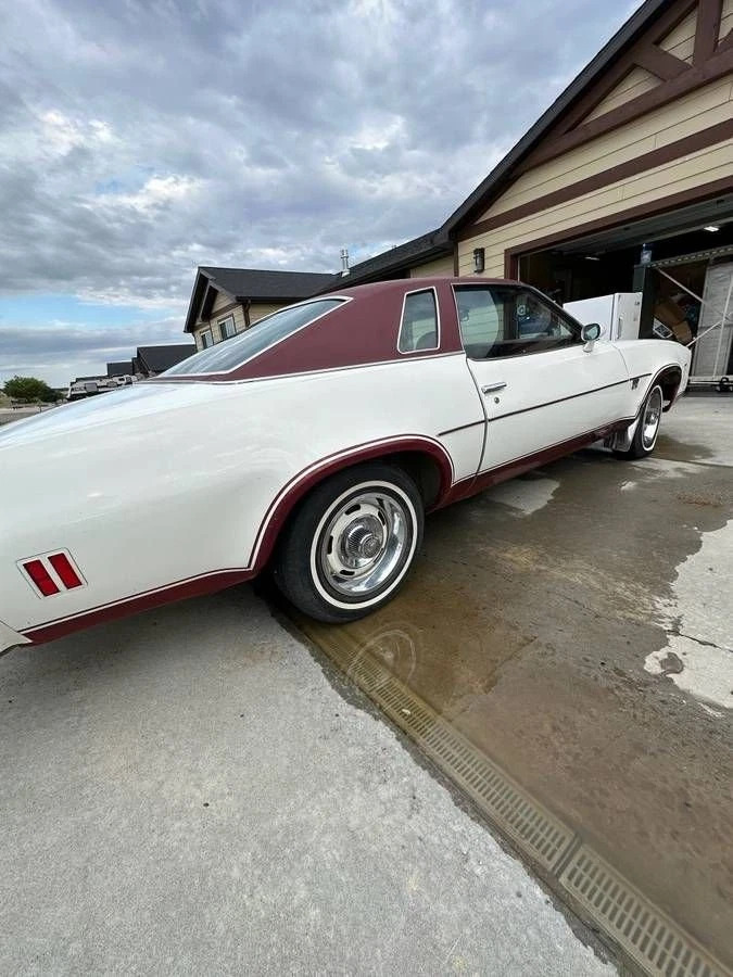 1974 Chevrolet Chevelle Laguna S3 A/C, Burgundy Vinyl Roof