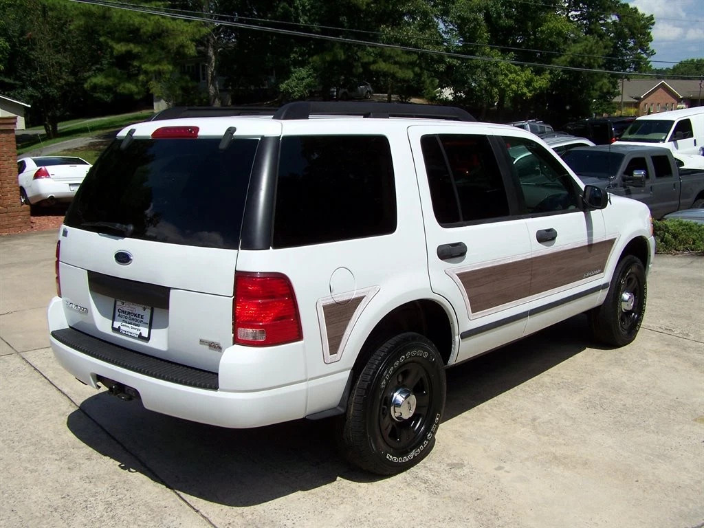 2005 Ford Explorer 1-Owner 99K XLS Woody 4WD COLD A/C 1 Of A KIND Wagon